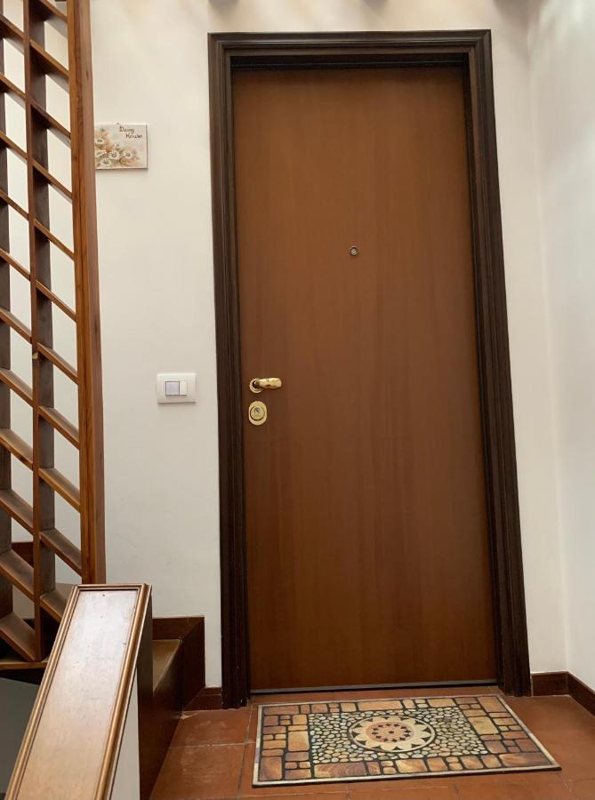 Daisy House: Nice Attic In The Historical Center Salo Ngoại thất bức ảnh